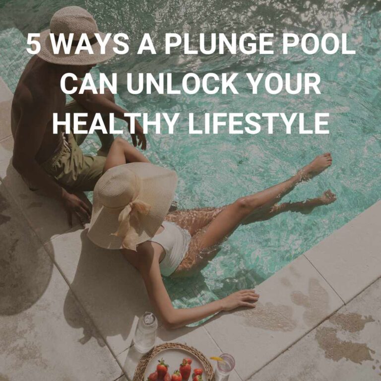 2 people sitting in a plunge pool on the Gold Coast enjoying a healthy lifestyle